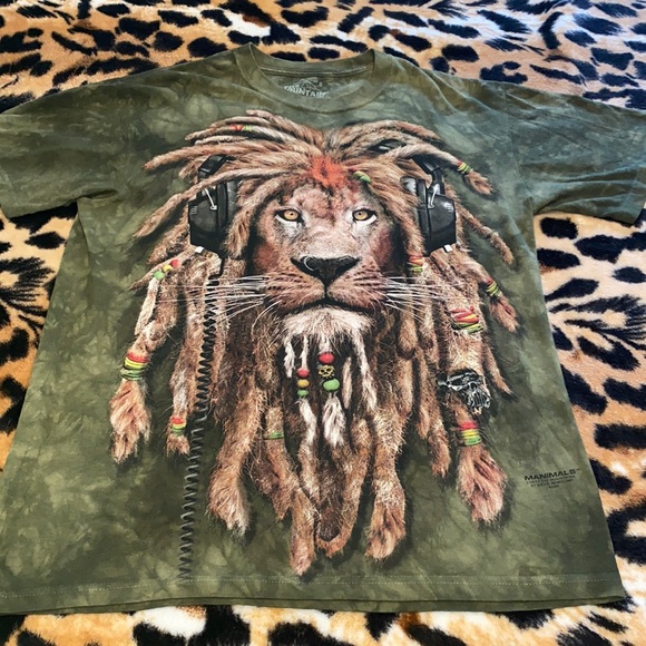 The Mountain Rasta Lion Shirt - Picture 3 of 8
